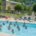 Logis L'hotel Des Bains - 3* Salles-la-Source
