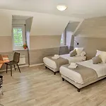ホテル Logis L'hotel Des Bains - 3*