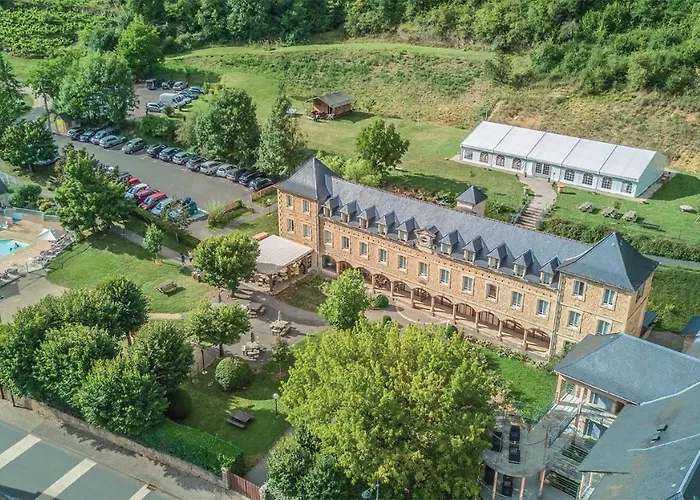 Logis L'hotel Des Bains - Otel