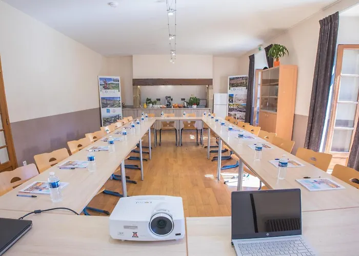 Otel Logis L'hotel Des Bains -