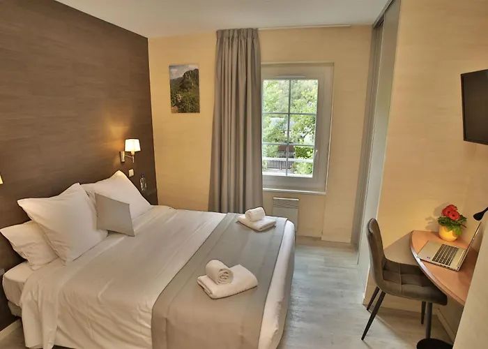 Otel Logis L'hotel Des Bains -