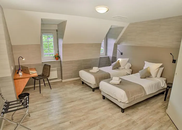 Otel Logis L'hotel Des Bains - 3*