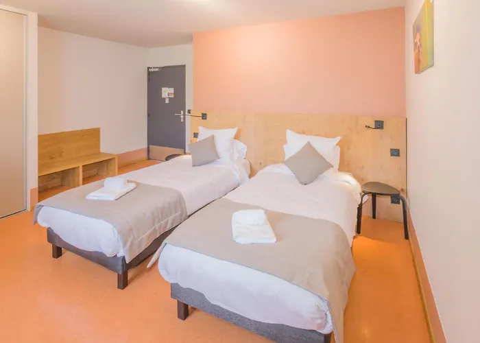 Logis L'hotel Des Bains -