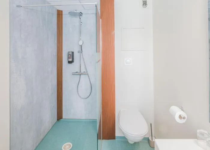 Logis L'hotel Des Bains - 3*