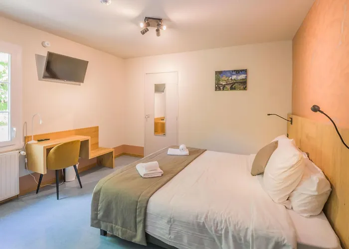 Logis L'hotel Des Bains - 3*