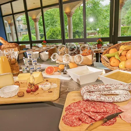 Logis L'hotel Des Bains - Отель