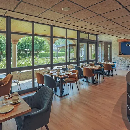 Logis L'hotel Des Bains - Salles-la-Source