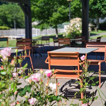 Logis L'hotel Des Bains -